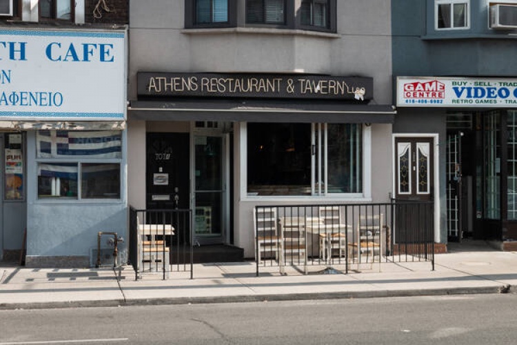 Athens Restaurant в Торонто