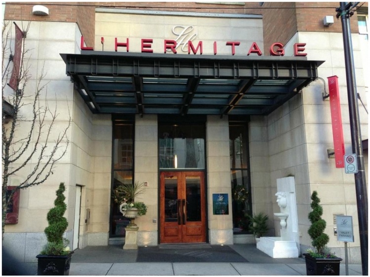 L’Hermitage Hotel отель в Ванкувере