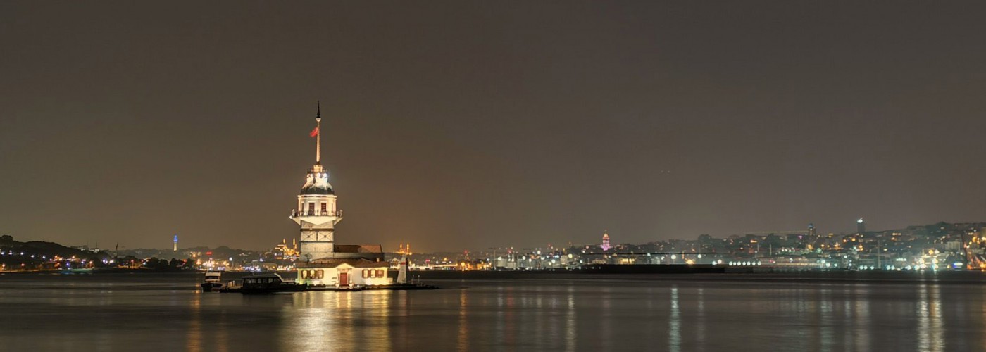 Леандрова или Девичья башня в Стамбуле