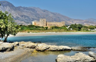Деревня, пляж и крепость Франгокастелло, Крит