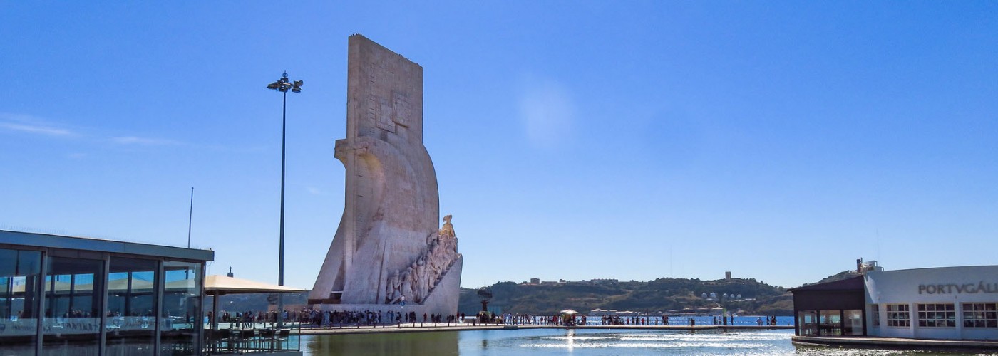 Памятник Первооткрывателям в Лиссабоне