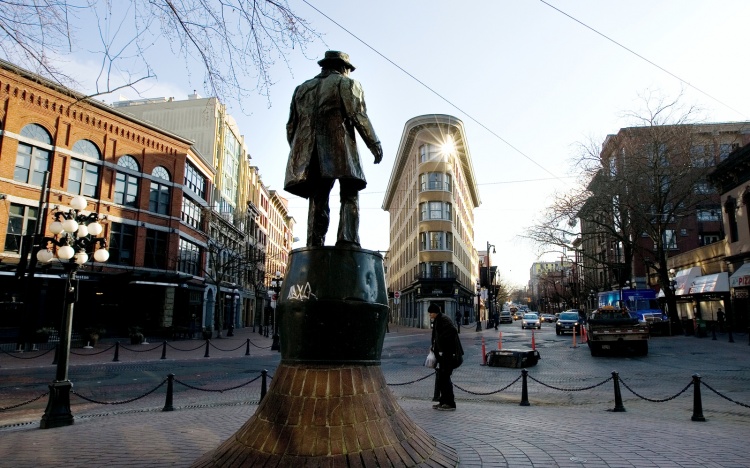 Gassy Jack статуя в Ванкувере