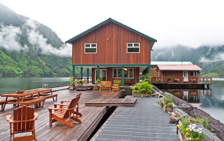 Great Bear Lake Lodge