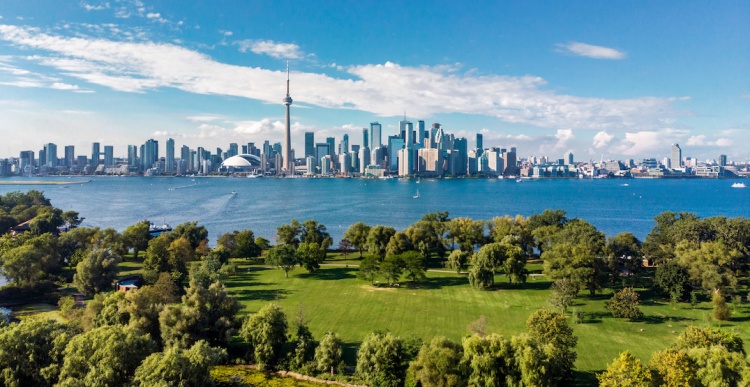 Островной парк в Торонто