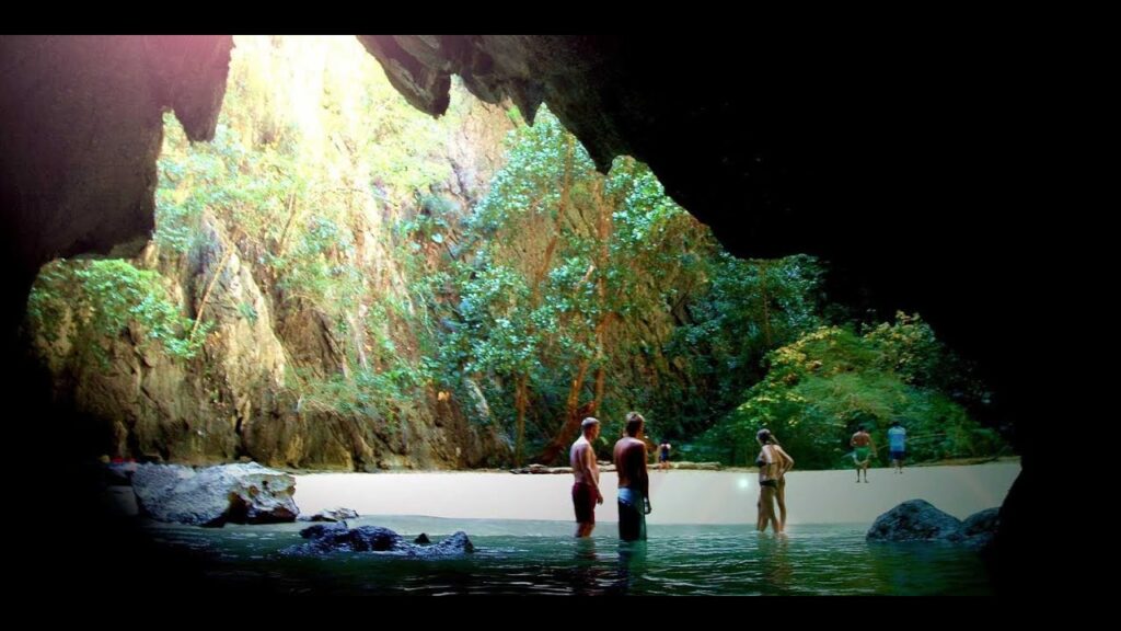 Изумрудная пещера (пещера Моракот) на острове Ко Мук / Morakot Cave (Emerald Cave) on Koh Mook koh muk thailand