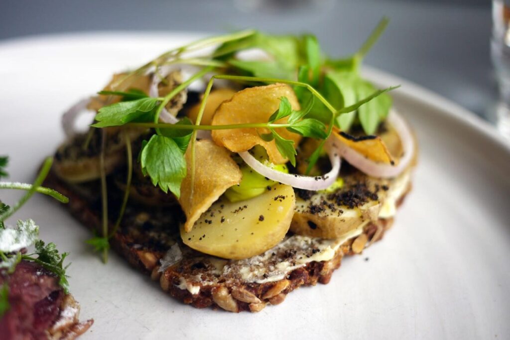 Национальная кухня Дании - блюдо Smørrebrød