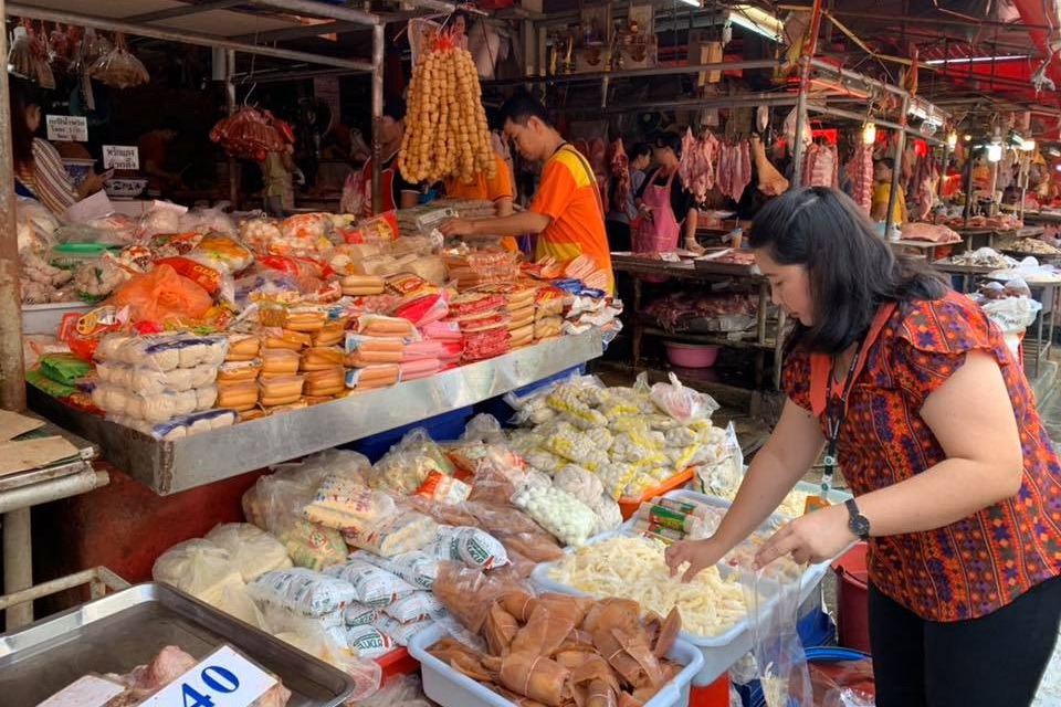 Продуктовый рынок Klong Toey Fresh Market