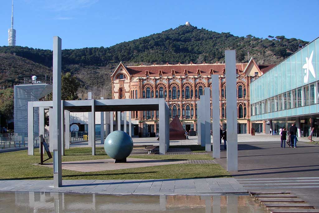 CosmoCaixa — достопримечательность Барселоны