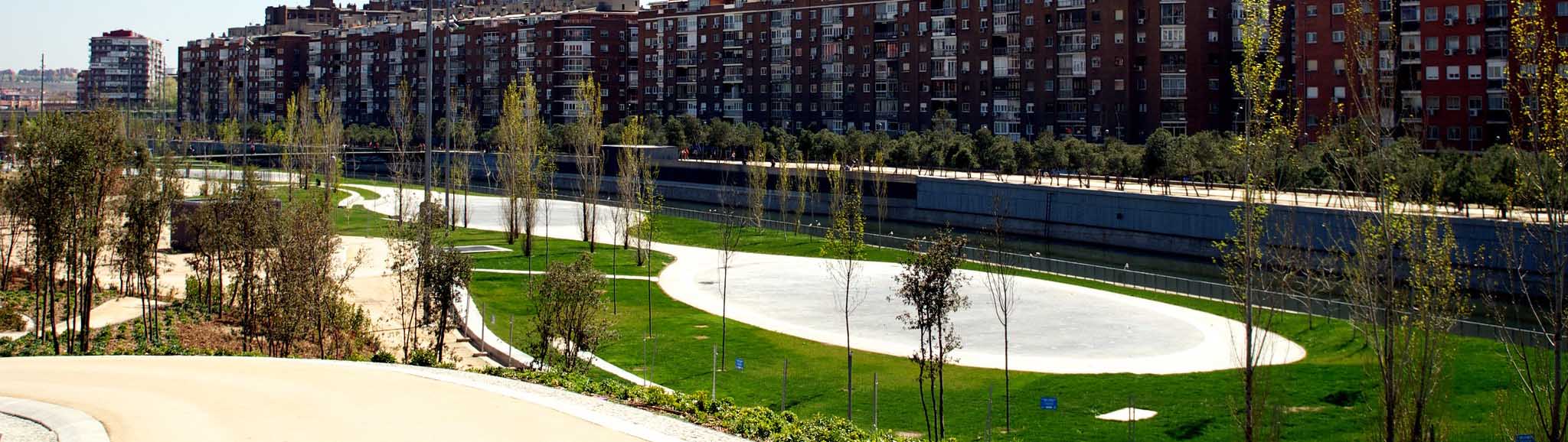 Парк Мадрид Рио в Мадриде, Испания