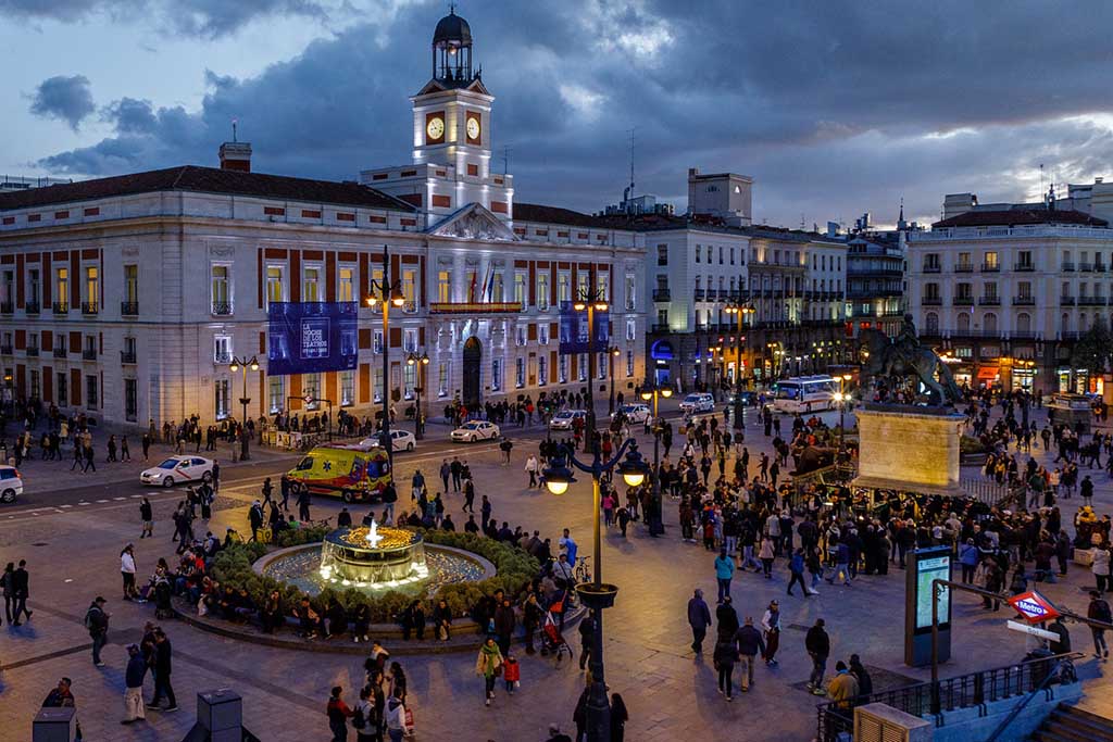 Площадь Пуэрта дель Соль / Puerta del Sol Пуэрта-дель-Соль, Мадрид