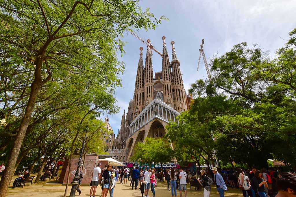 Собор Святого Семейства в Барселоне / Sagrada Familia Храм Святого Семейства — Барселона