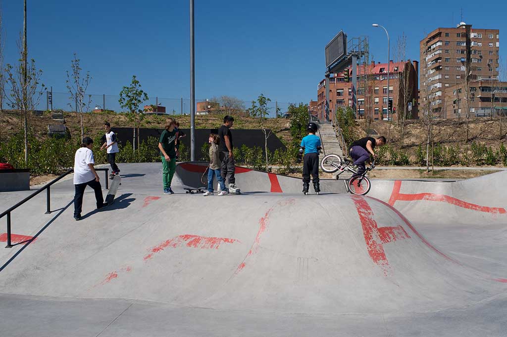 Парк Мардид Рио / Parque Madrid Río Скейт-парк в Мадрид Рио