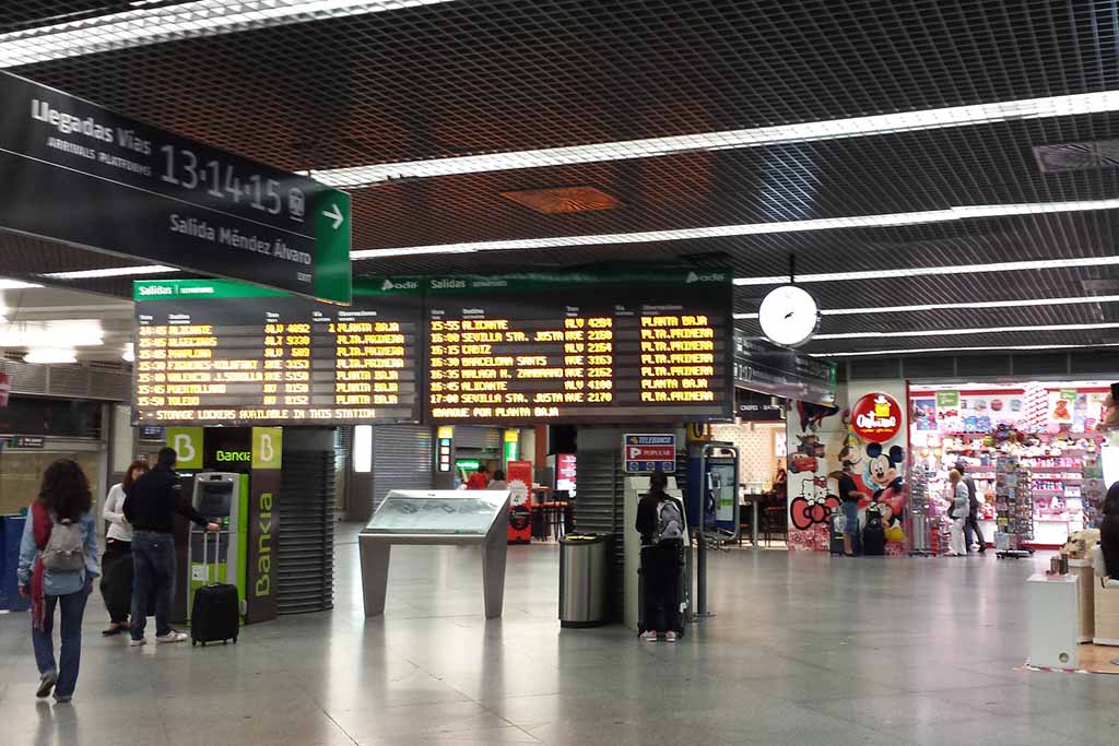 Железнодорожный вокзал Аточа в Мадриде / Puerta de Atocha Мадрид, вокзал Аточа